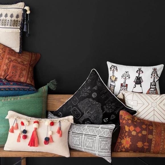 LOLOI pillows - Picture 1 of 5